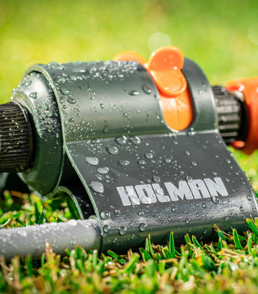 2867H oscillating sprinkler close up oscillating sprinkler close up
