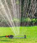2867H oscillating sprinkler watering lawn