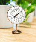 TZLJ024-Thermometer-Hygrometer-lifestyle