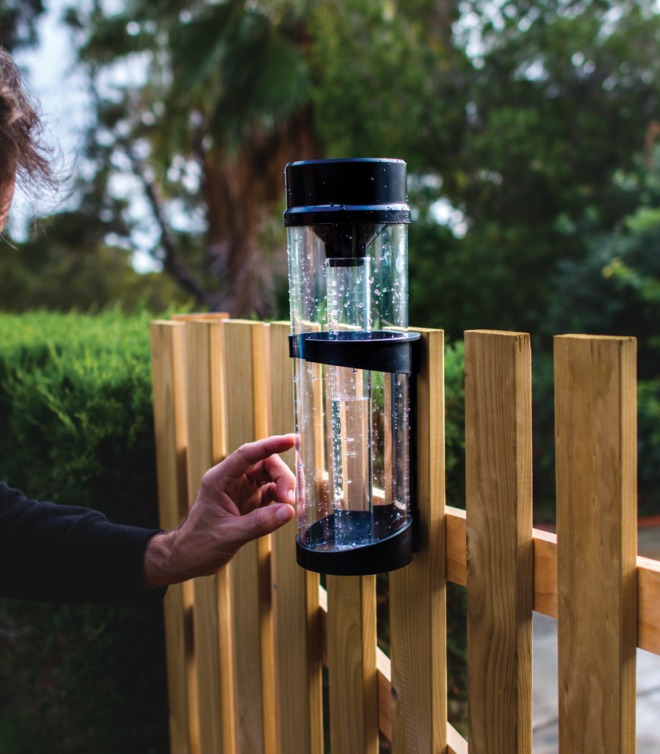 professional-rain-gauge-holman-industries