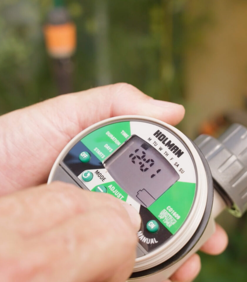 MK31025 Misting Kit Tap Timer WEB 2024 V1 MK31025 Misting Kit Tap Timer WEB 2024 V1