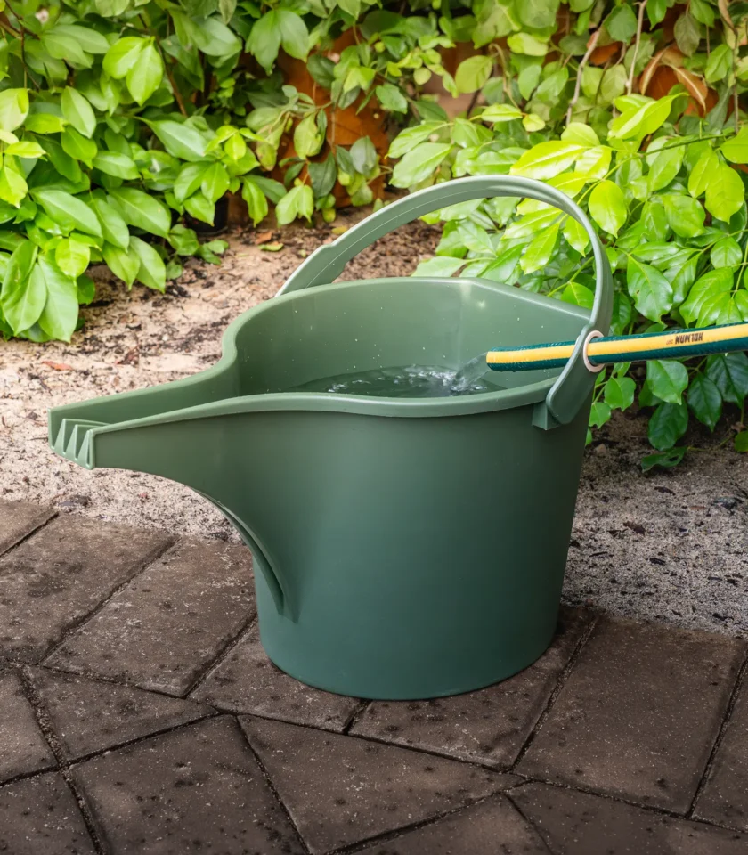 Holman 8L Bucket Watering Can hose holder Holman 8L Bucket Watering Can hose holder