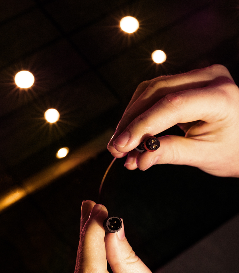 ALCW2CC 2m 2-Pin Mini Spacer Cable 2 ALCW2CC 2m 2-Pin Mini Spacer Cable