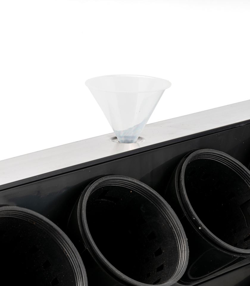 GW1008 Freestanding Benchtop GreenWall Funnel GW1008 Freestanding Benchtop GreenWall Funnel