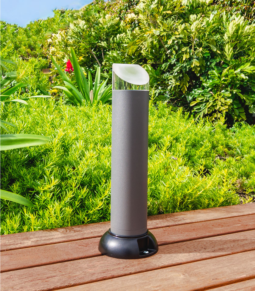 WMB001 Path and Spotlight Mounting Bracket Deck WMB001 Path and Spotlight Mounting Bracket Deck