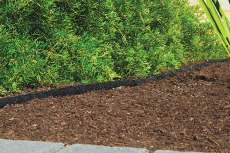 using mulch in the garden